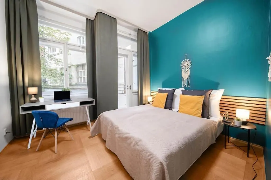 Διαμέρισμα Cityscape Charm Spacious 3 Bedroom Haven For 7 Πράγα Τσεχία