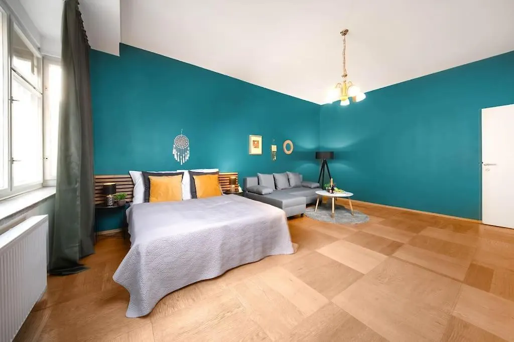 Διαμέρισμα Cityscape Charm Spacious 3 Bedroom Haven For 7 Πράγα Τσεχία